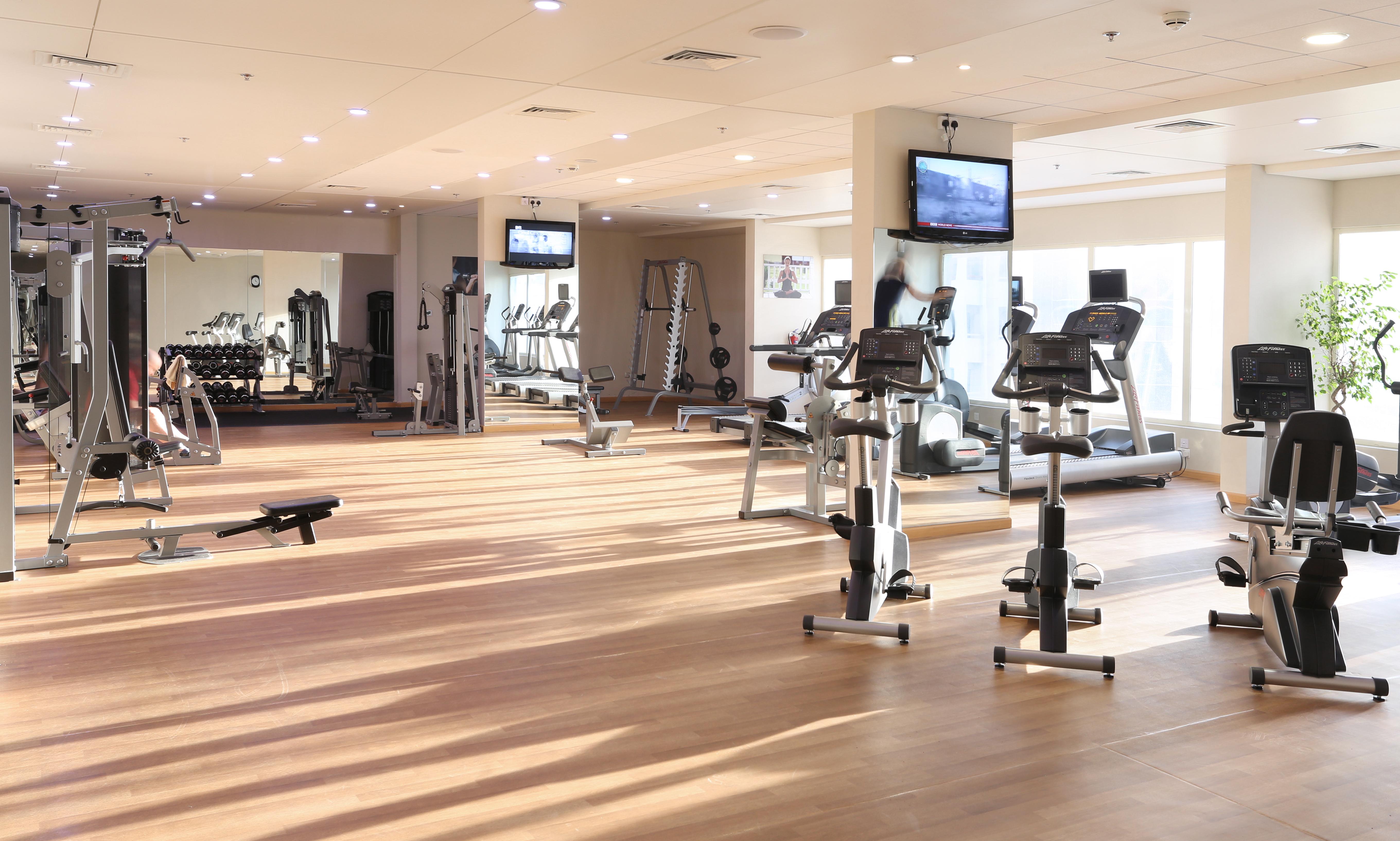 The Tower Plaza Hotel Dubai Buitenkant foto The Fitness Centre