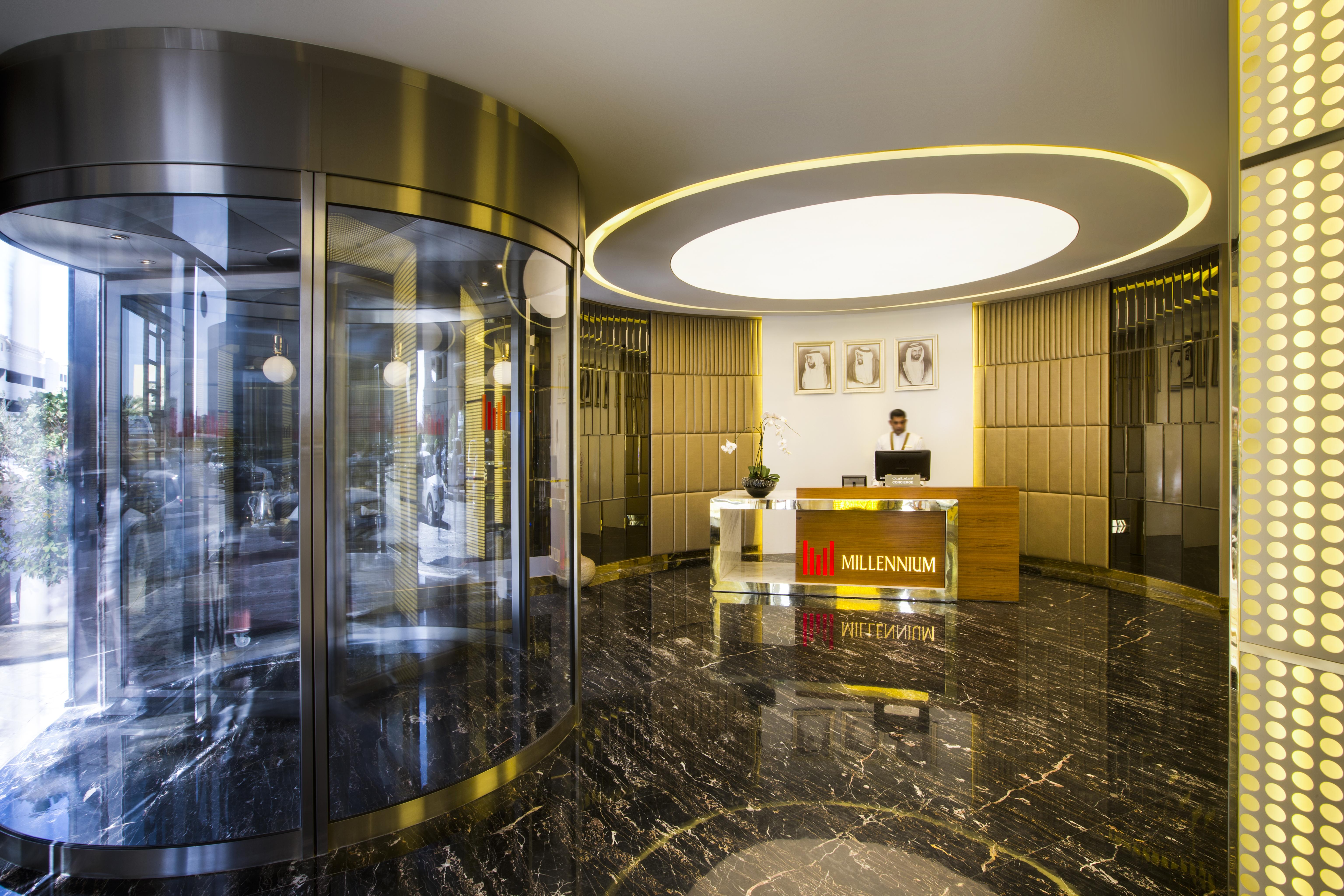 The Tower Plaza Hotel Dubai Buitenkant foto Millennium Hotel, Riyadh